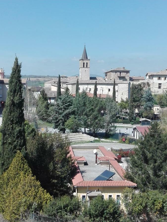Il Girasole Daire Castel Ritaldi Dış mekan fotoğraf