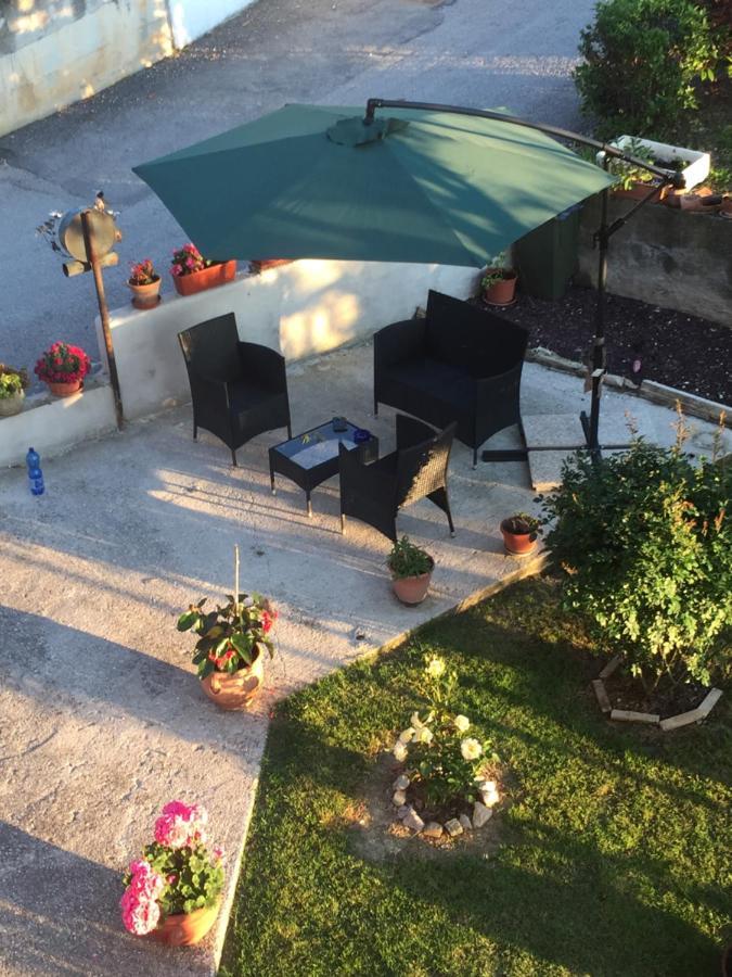 Il Girasole Daire Castel Ritaldi Dış mekan fotoğraf